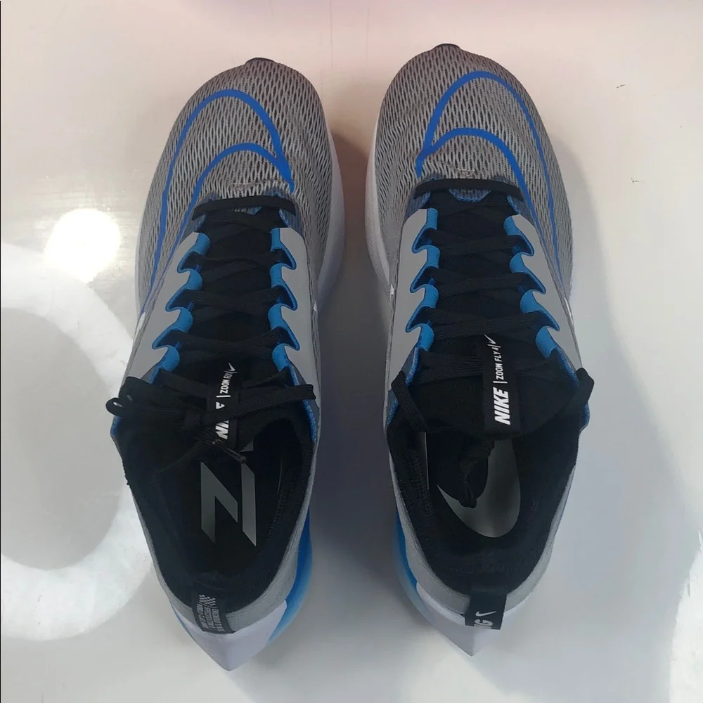 NWOB Nike Zoom Fly 4 Sneaker Men Size 8 Grey White Blue Running Wolf CT2392-005